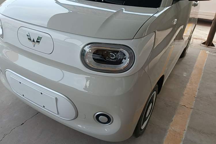 Used Wuling Hongguang MINIEV 2024 3rd Generation 215km Youth Edition Left Front Headlight
