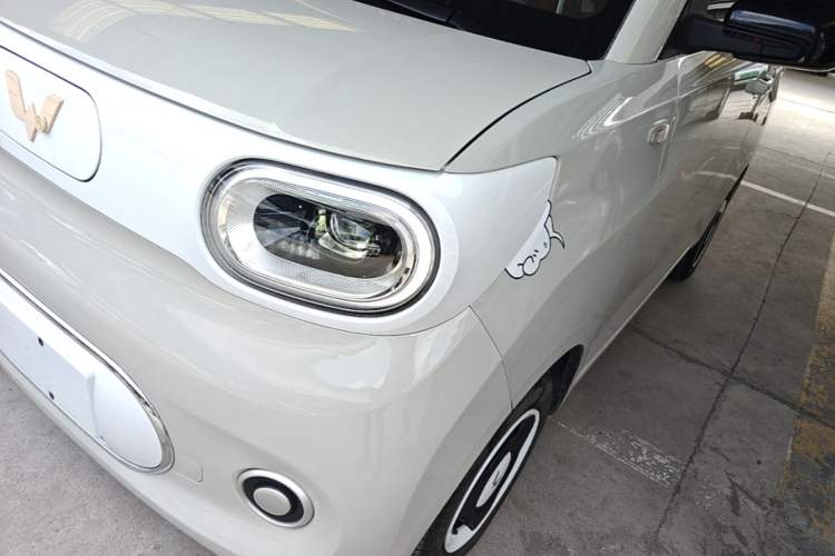 Used Wuling Hongguang MINIEV 2024 3rd Generation 215km Youth Edition Left Front Headlight