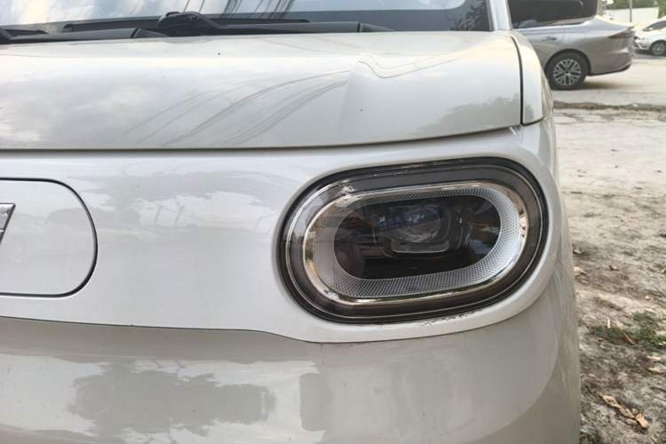Used Wuling Hongguang MINIEV 2024 3rd Generation 215km Advanced Version Left Front Headlight