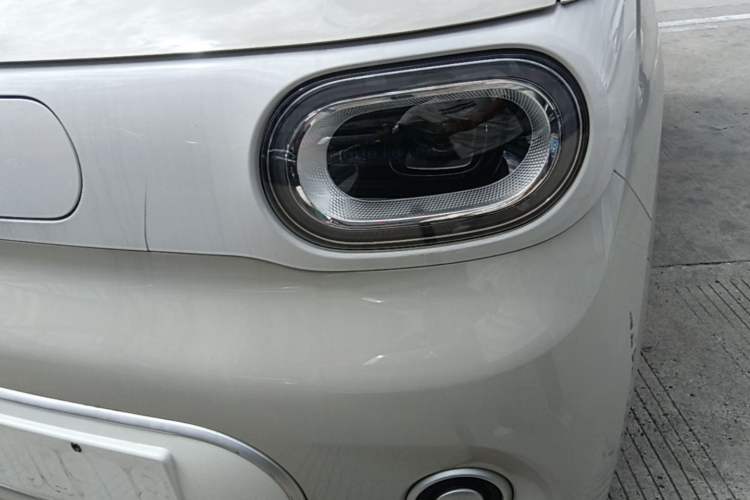 Used Wuling Hongguang MINIEV 2024 3rd Generation 215km Youth Edition Left Front Headlight