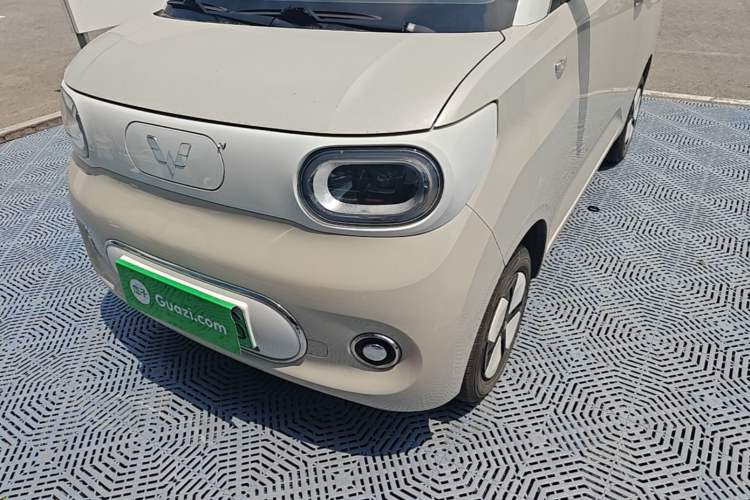 Used Wuling Hongguang MINIEV 2024 3rd Generation 215km Youth Edition Left Front Headlight