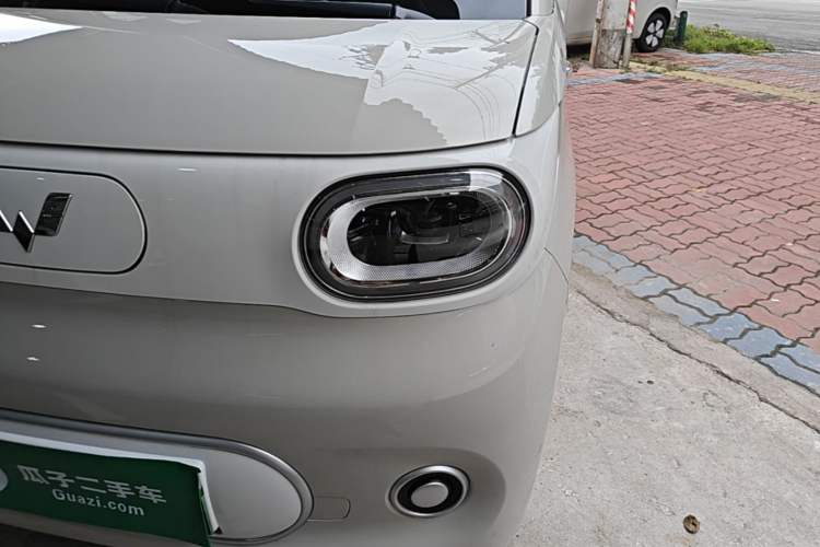 Used Wuling Hongguang MINIEV 2024 3rd Generation 215km Youth Edition Left Front Headlight