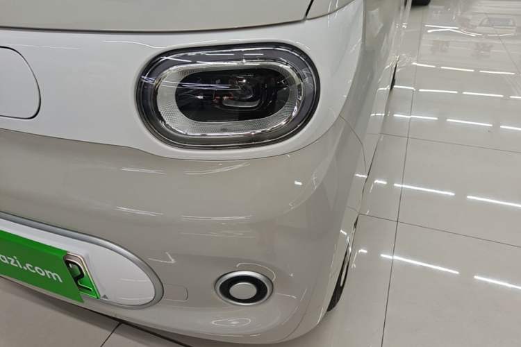 Used Wuling Hongguang MINIEV 2024 3rd Generation 215km Youth Edition Left Front Headlight