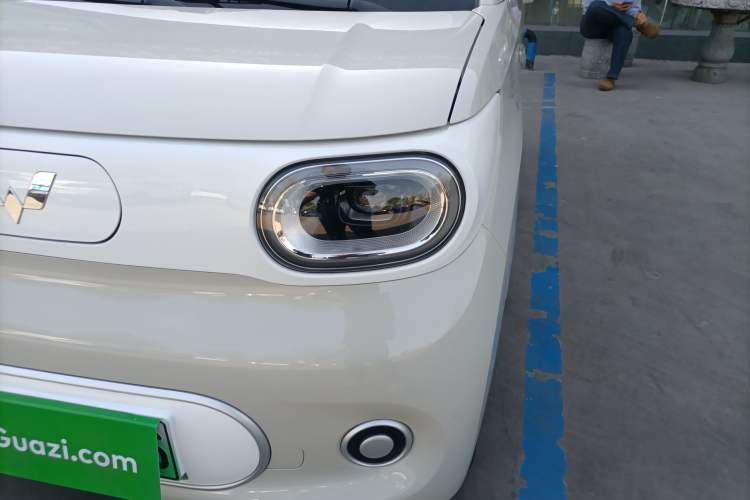 Used Wuling Hongguang MINIEV 2024 3rd Generation 215km Youth Edition Left Front Headlight