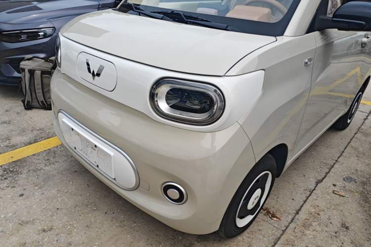 Used Wuling Hongguang MINIEV 2024 3rd Generation 215km Youth Edition Left Front Headlight
