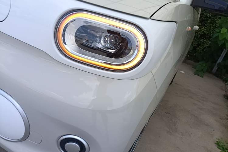 Used Wuling Hongguang MINIEV 2024 3rd Generation 215km Youth Edition Left Front Headlight