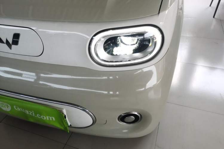 Used Wuling Hongguang MINIEV 2024 3rd Generation 215km Advanced Version Left Front Headlight