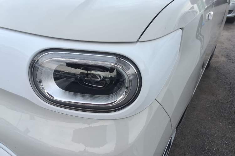 Used Wuling Hongguang MINIEV 2024 3rd Generation 215km Youth Edition Left Front Headlight