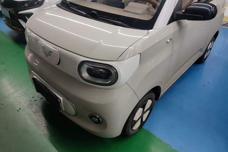 Used Wuling Hongguang MINIEV 2024 3rd Generation 215km Advanced Version Left Front Headlight