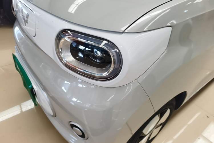 Used Wuling Hongguang MINIEV 2024 3rd Generation 215km Youth Edition Left Front Headlight