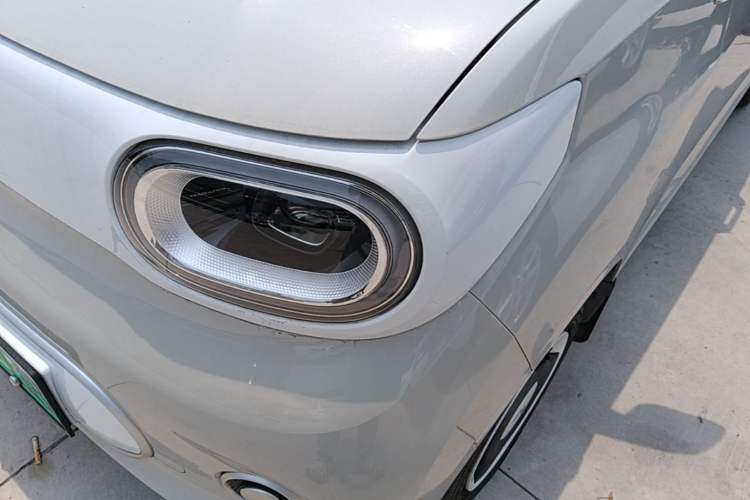 Used Wuling Hongguang MINIEV 2024 3rd Generation 215km Youth Edition Left Front Headlight