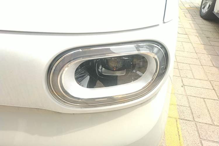 Used Wuling Hongguang MINIEV 2024 3rd Generation 215km Youth Edition Left Front Headlight