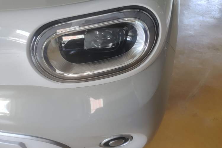 Used Wuling Hongguang MINIEV 2024 3rd Generation 215km Youth Edition Left Front Headlight