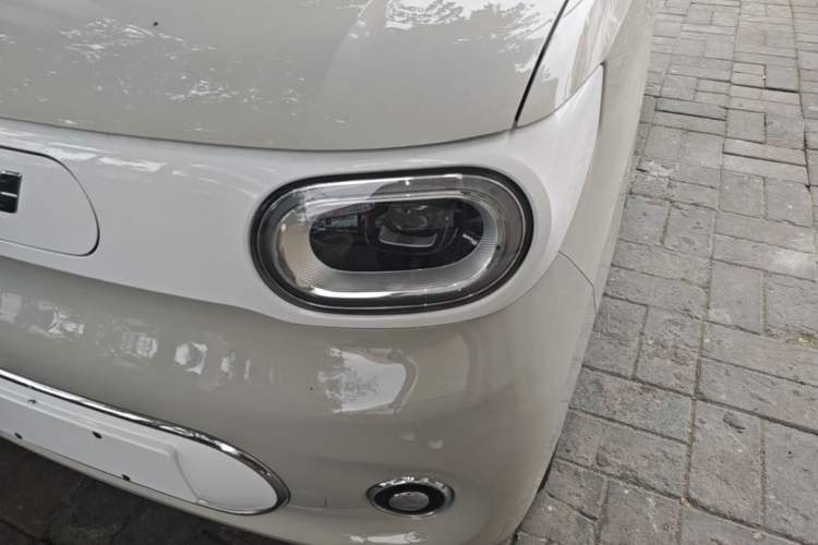 Used Wuling Hongguang MINIEV 2024 3rd Generation 215km Advanced Version Left Front Headlight