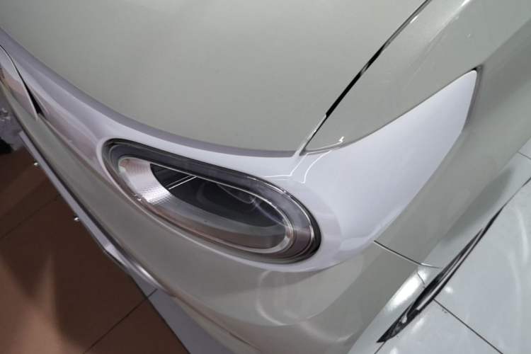 Used Wuling Hongguang MINIEV 2024 3rd Generation 215km Youth Edition Left Front Headlight