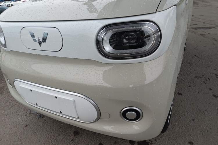 Used Wuling Hongguang MINIEV 2024 3rd Generation 215km Youth Edition Left Front Headlight