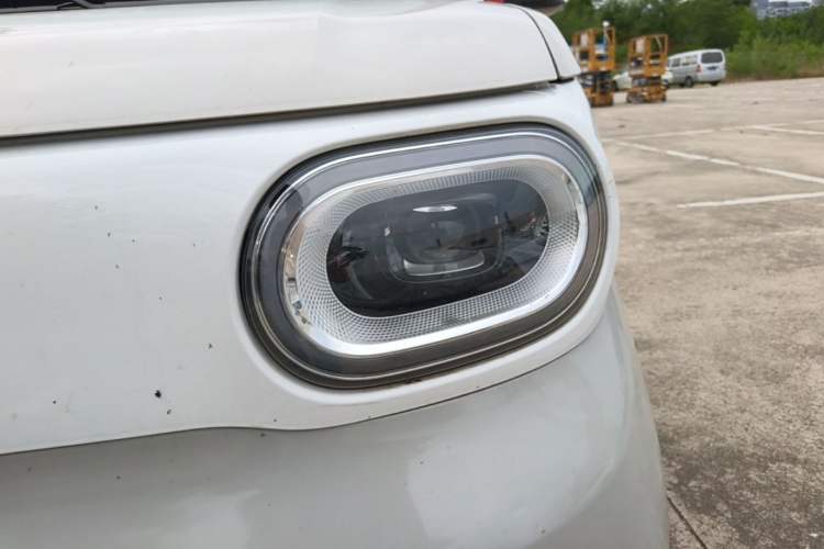 Used Wuling Hongguang MINIEV 2024 3rd Generation 215km Youth Edition Left Front Headlight
