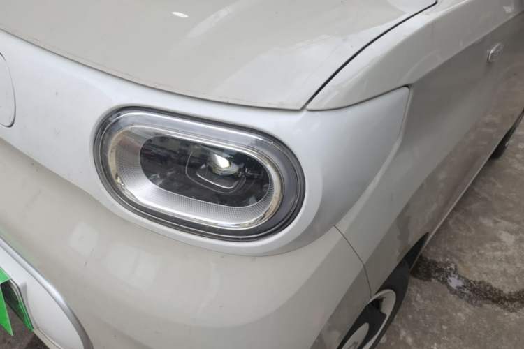 Used Wuling Hongguang MINIEV 2024 3rd Generation 215km Youth Edition Left Front Headlight