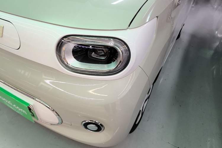 Used Wuling Hongguang MINIEV 2024 3rd Generation 215km Advanced Version Left Front Headlight