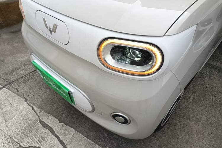 Used Wuling Hongguang MINIEV 2024 3rd Generation 215km Youth Edition Left Front Headlight
