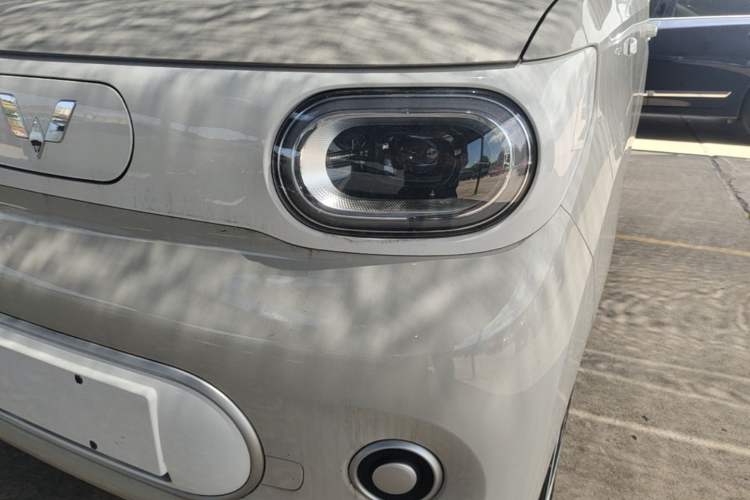 Used Wuling Hongguang MINIEV 2024 3rd Generation 215km Youth Edition Left Front Headlight