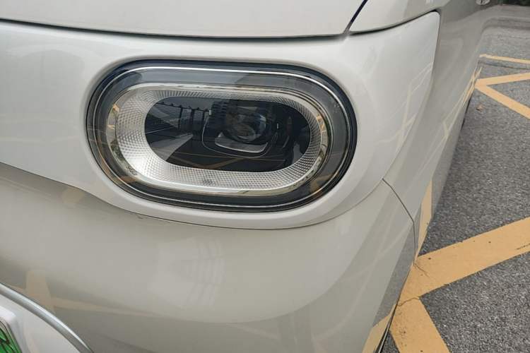 Used Wuling Hongguang MINIEV 2024 3rd Generation 215km Youth Edition Left Front Headlight