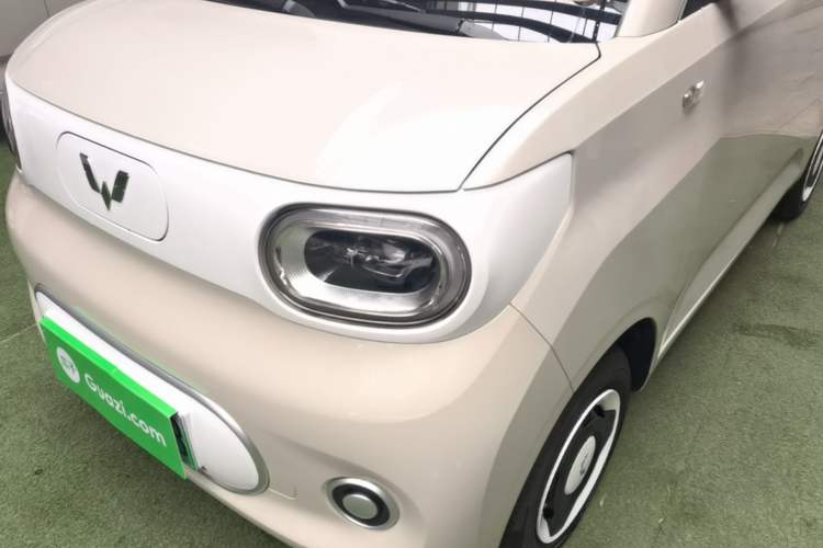 Used Wuling Hongguang MINIEV 2024 3rd Generation 215km Youth Edition Left Front Headlight