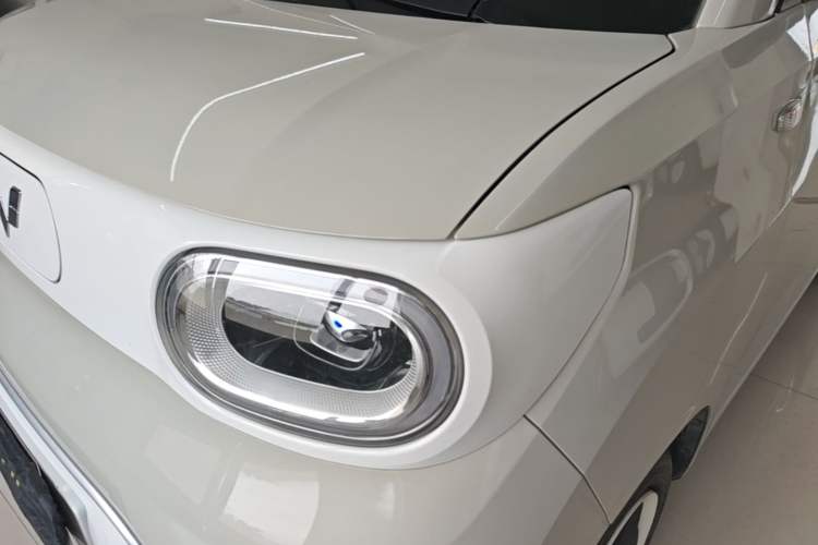 Used Wuling Hongguang MINIEV 2024 3rd Generation 215km Youth Edition Left Front Headlight