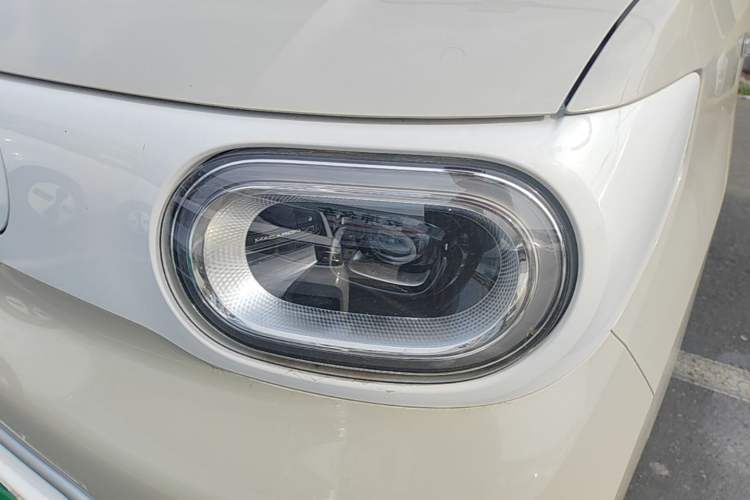 Used Wuling Hongguang MINIEV 2024 3rd Generation 215km Youth Edition Left Front Headlight