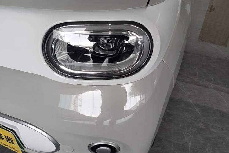 Used Wuling Hongguang MINIEV 2024 3rd Generation 215km Youth Edition Left Front Headlight