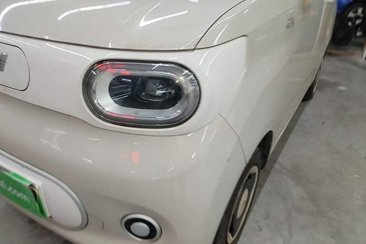 Used Wuling Hongguang MINIEV 2024 3rd Generation 215km Youth Edition Left Front Headlight