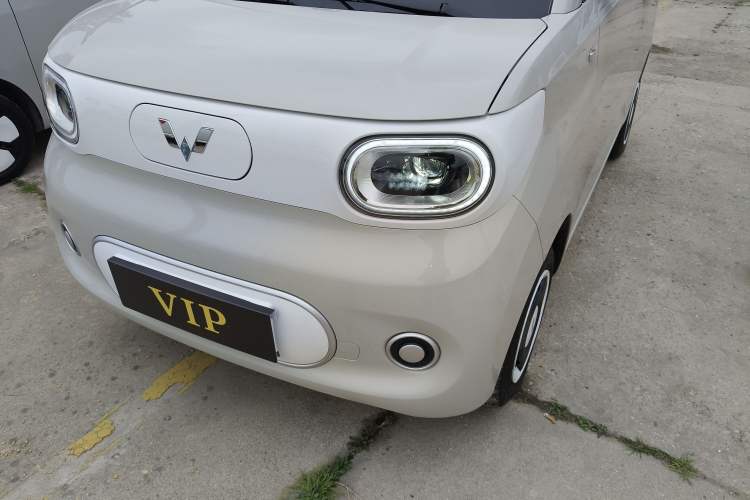 Used Wuling Hongguang MINIEV 2024 3rd Generation 215km Youth Edition Left Front Headlight