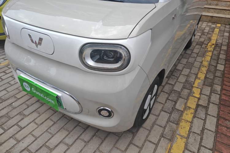 Used Wuling Hongguang MINIEV 2024 3rd Generation 215km Advanced Version Left Front Headlight