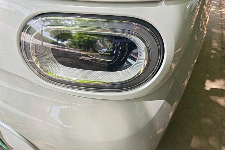 Used Wuling Hongguang MINIEV 2024 3rd Generation 215km Youth Edition Left Front Headlight