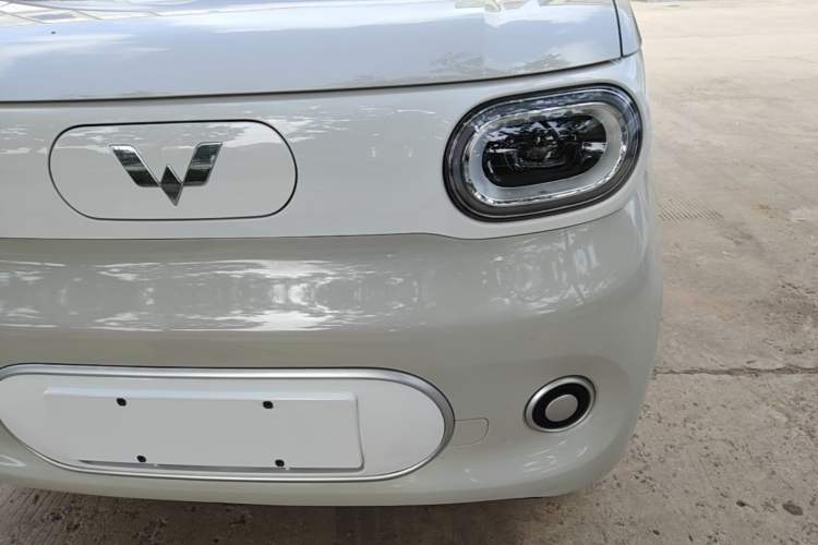 Used Wuling Hongguang MINIEV 2024 3rd Generation 215km Youth Edition Left Front Headlight