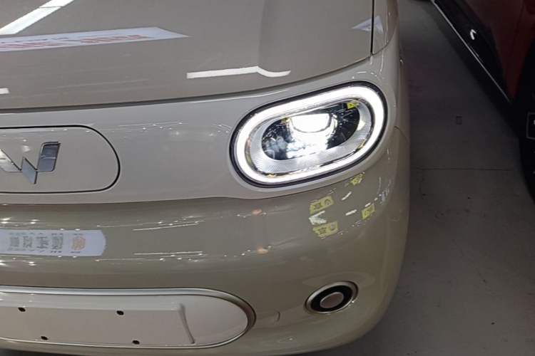 Used Wuling Hongguang MINIEV 2024 3rd Generation 215km Youth Edition Left Front Headlight