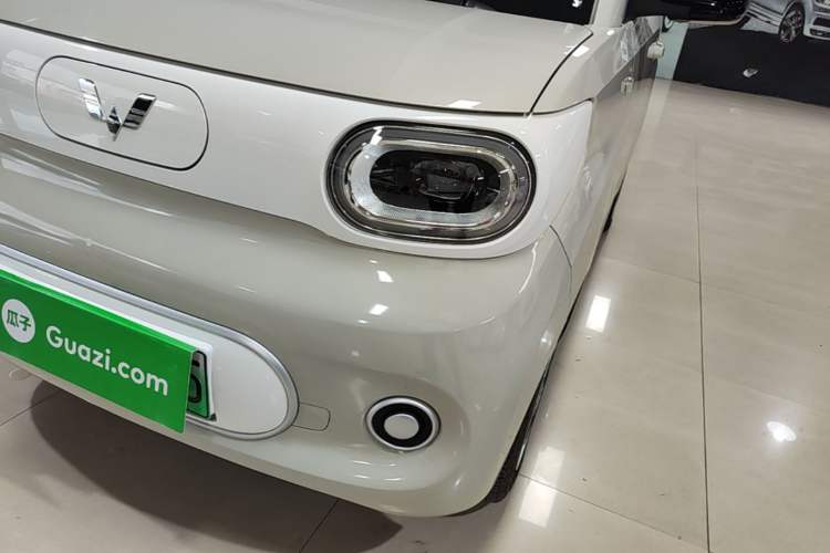 Used Wuling Hongguang MINIEV 2024 3rd Generation 215km Youth Edition Left Front Headlight