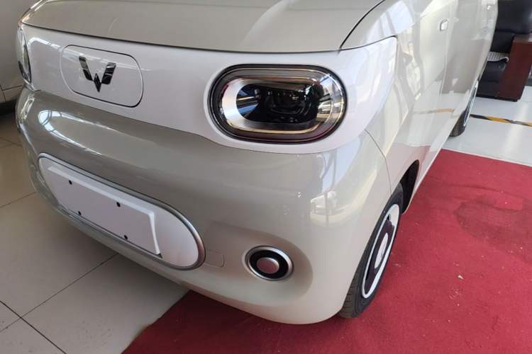 Used Wuling Hongguang MINIEV 2024 3rd Generation 215km Youth Edition Left Front Headlight