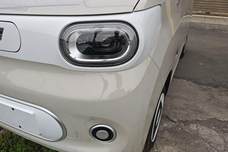 Used Wuling Hongguang MINIEV 2024 3rd Generation 215km Youth Edition Left Front Headlight