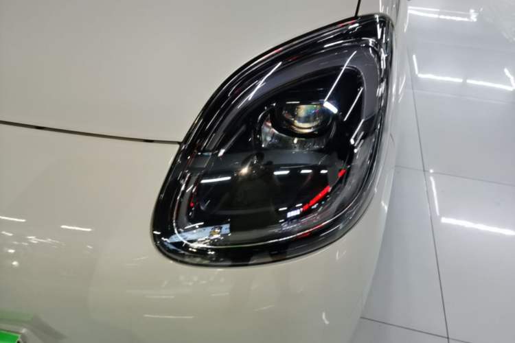 Used Wuling Hongguang MINIEV 2024 3rd Generation 215km Youth Edition Left Front Headlight