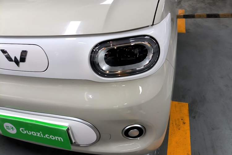 Used Wuling Hongguang MINIEV 2024 3rd Generation 215km Youth Edition Left Front Headlight