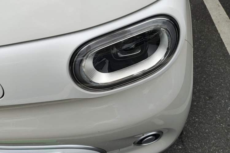 Used Wuling Hongguang MINIEV 2024 3rd Generation 215km Youth Edition Left Front Headlight