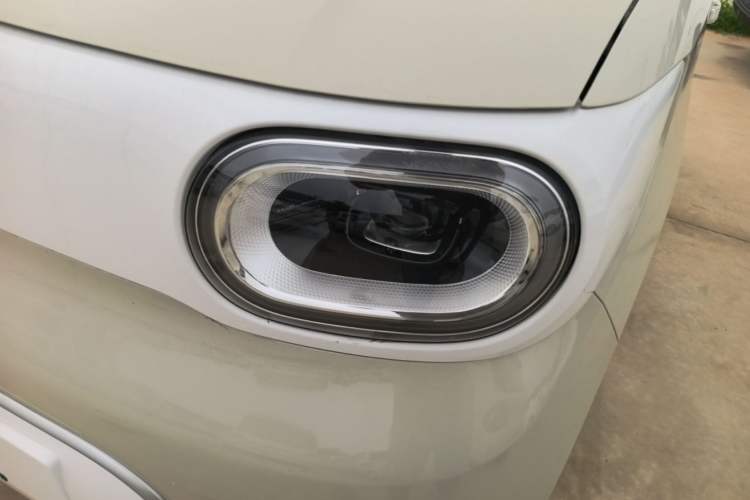 Used Wuling Hongguang MINIEV 2024 3rd Generation 215km Youth Edition Left Front Headlight