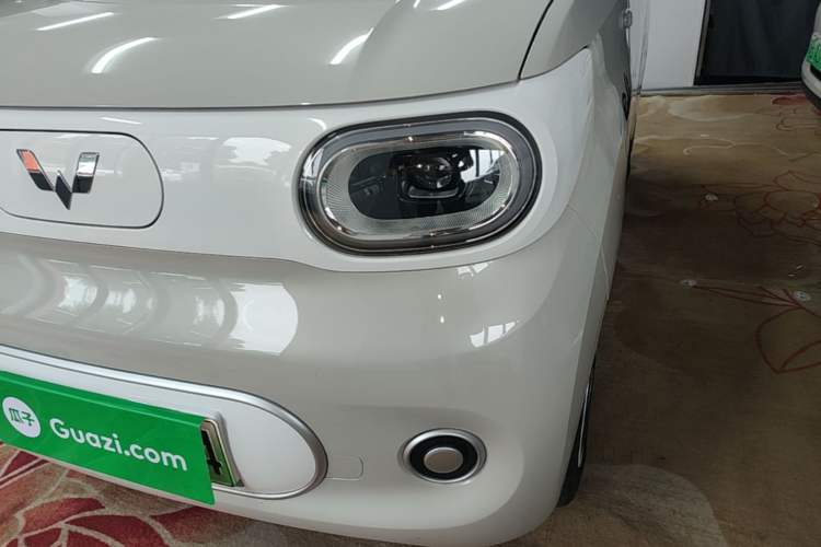 Used Wuling Hongguang MINIEV 2024 3rd Generation 215km Youth Edition Left Front Headlight