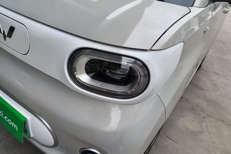 Used Wuling Hongguang MINIEV 2024 3rd Generation 215km Youth Edition Left Front Headlight