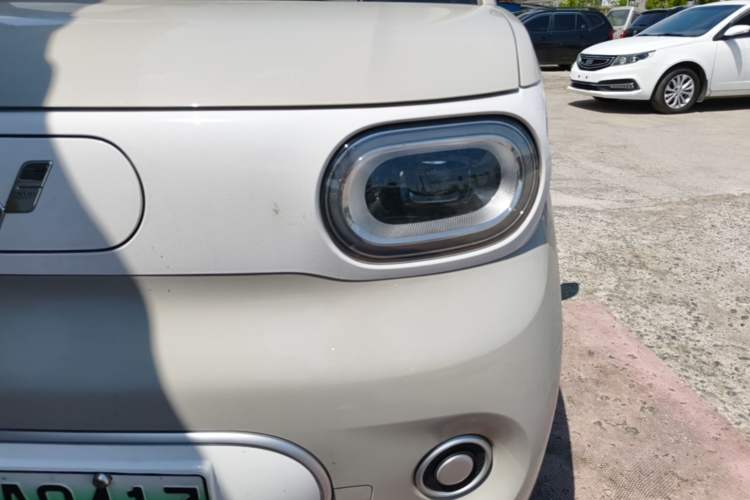 Used Wuling Hongguang MINIEV 2024 3rd Generation 215km Youth Edition Left Front Headlight