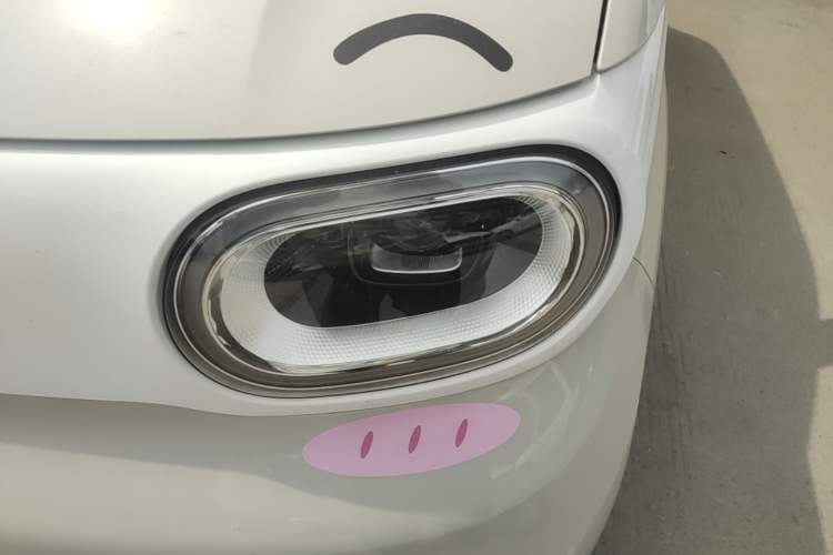 Used Wuling Hongguang MINIEV 2024 3rd Generation 215km Youth Edition Left Front Headlight