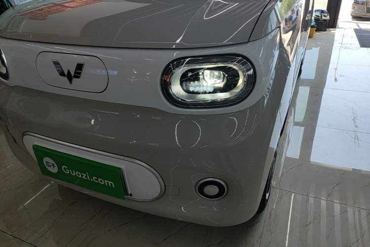 Used Wuling Hongguang MINIEV 2024 3rd Generation 215km Youth Edition Left Front Headlight