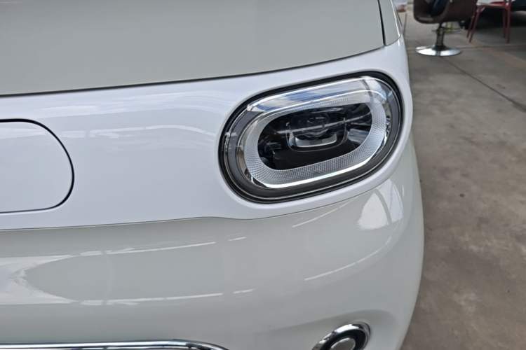 Used Wuling Hongguang MINIEV 2024 3rd Generation 215km Advanced Version Left Front Headlight