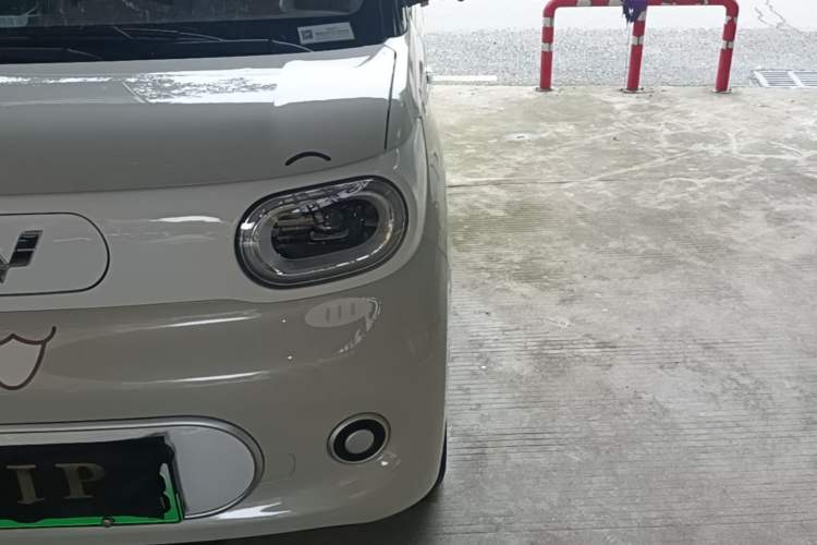 Used Wuling Hongguang MINIEV 2024 3rd Generation 215km Youth Edition Left Front Headlight